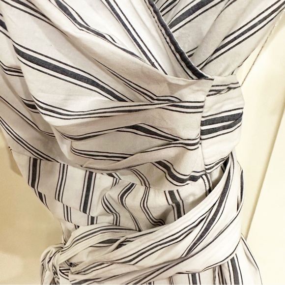 WAYF Women’s Beckett Blue Striped Ruffle Wrap Dress Large Bow Cotton Stretch S - Picture 11 of 13